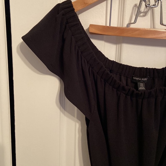 2for $20: Banana Republic LBD 🖤 - Picture 9 of 12